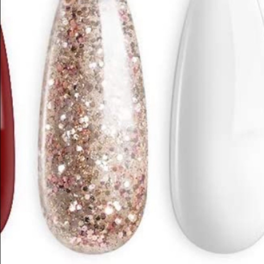 Gold glitter bronze Beetles Gel Polish
Alcohol Toxin Free
7.5 Milliliters